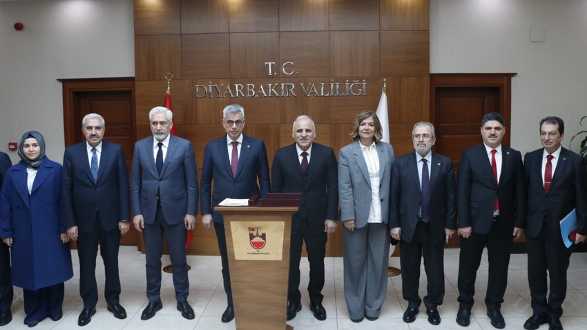 Sağlık Bakanı Kemal Memişoğlu, Diyarbakır'da