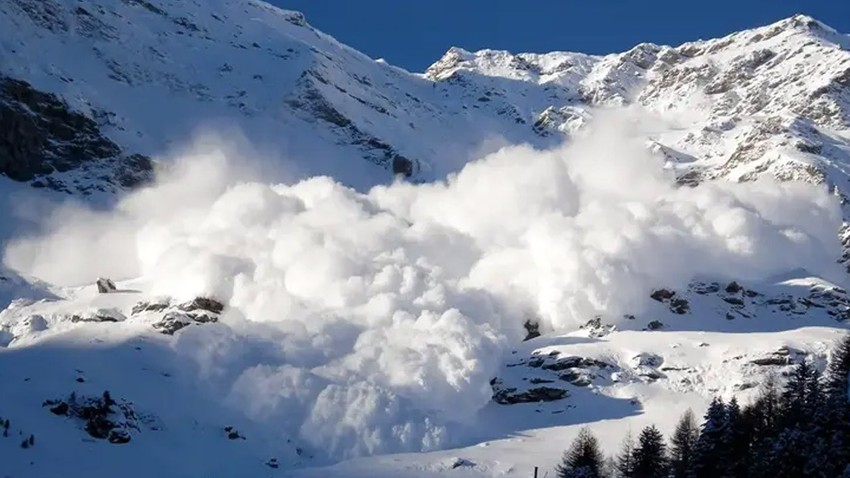 Erciyes Kayak Merkezi'ne çığ düştü!