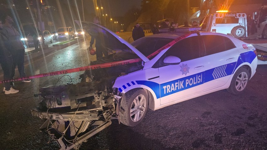 Zonguldak'ta feci kaza! Polis aracı ile otomobil çarpıştı: 2'si polis 4 yaralı