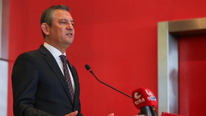 Özgür Özel: "Yapıcı bir tutum içindeyiz"