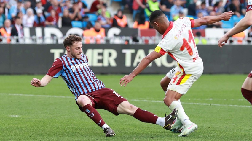 Goller art arda geldi! Trabzonspor- Göztepe maçında kazanan çıkmadı!