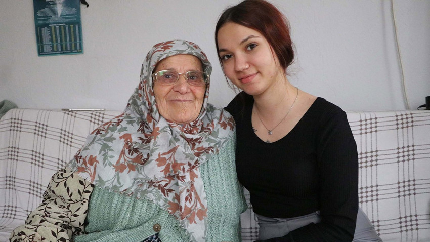 Torununa vurduğu terlik 'silah' sayıldı: Anneanne hapis cezası aldı!