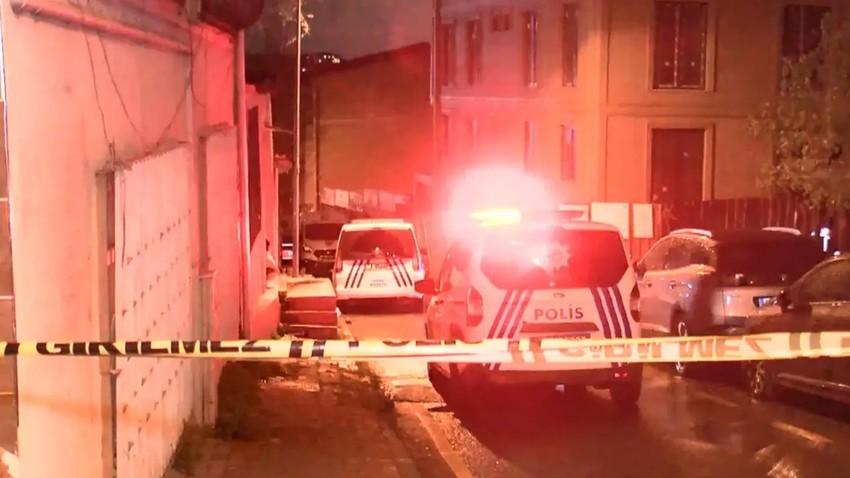 İstanbul'un Fatih ilçesinde korku dolu anlar: Yabancı uyruklu şahıs dehşet saçtı