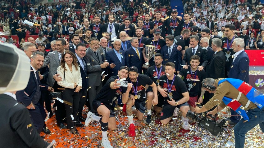 Tarihinde ilk kez! Ziraat Bankkart CEV Kupası şampiyonu