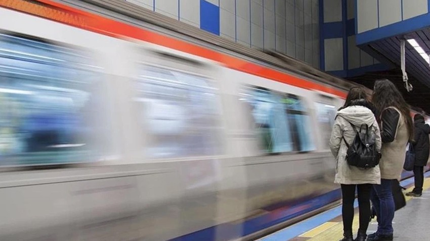 İstanbul'da metro ve tramvay arızası! Seferler aksadı