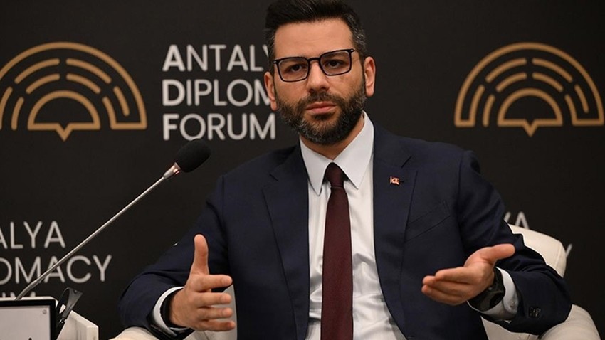 Antalya Diplomasi Forumu'nda iletişimin güvenliği değerlendirildi: "İletişim alanı, ulusal güvenliği bizatihi ilgilendirir"