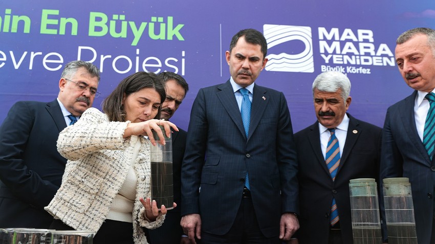 Bakan Kurum: Kocaeli'de 1,1 milyon metreküp dip çamurunu bertaraf ettik