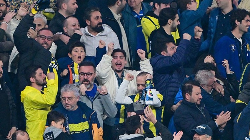 Fenerbahçe-Kayserispor maçının ardından tribünler karıştı!