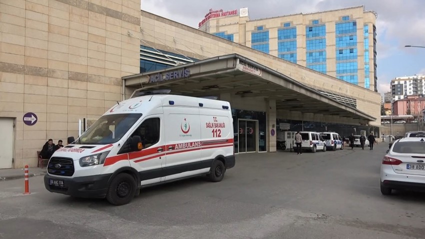 TIR ile minibüs çarpıştı; 2 ölü, 1 yaralı