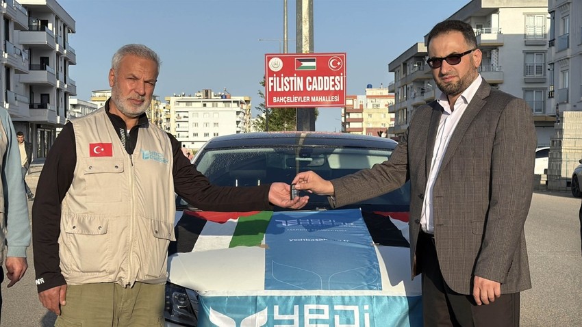 Otomobilini Gazze için bağışladı