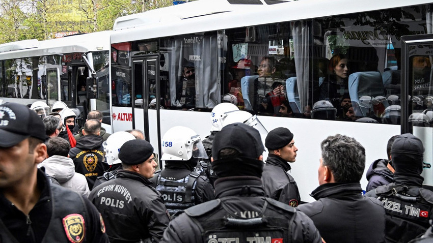 İstanbul Valiliği'nden 1 Mayıs açıklaması! İşte izinsiz gösterilerde gözaltına alınanların sayısı!