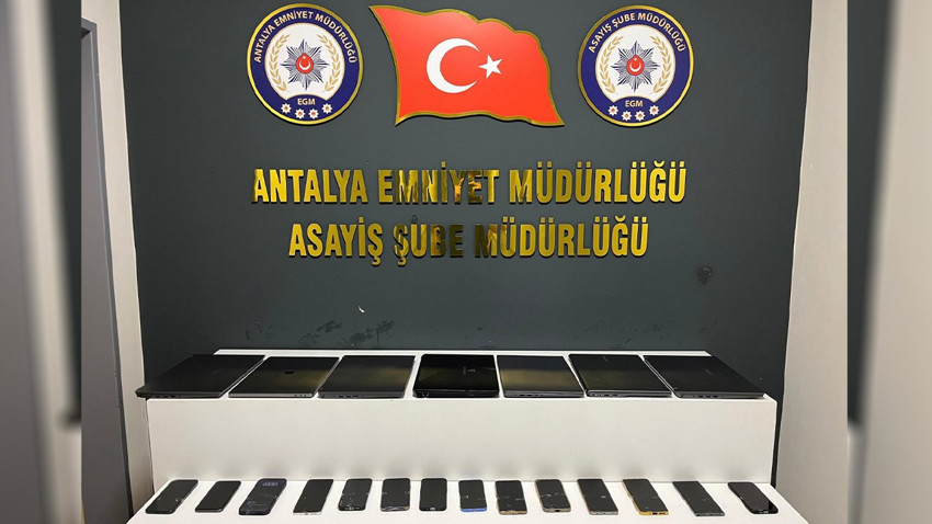 Antalya'da şoke eden dolandırıcılık: Kiraladıkları araçları internet üzerinden sattılar!