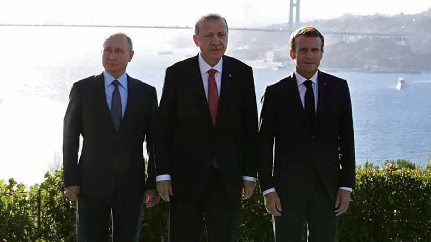 Cumhurbaşkanı Erdoğan Putin ve Macron ile görüştü