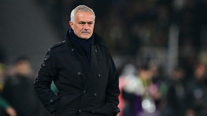 Jose Mourinho, Eyüpspor maçı öncesi konuştu: “Onur ve gururumuz adına önemli bir maç”