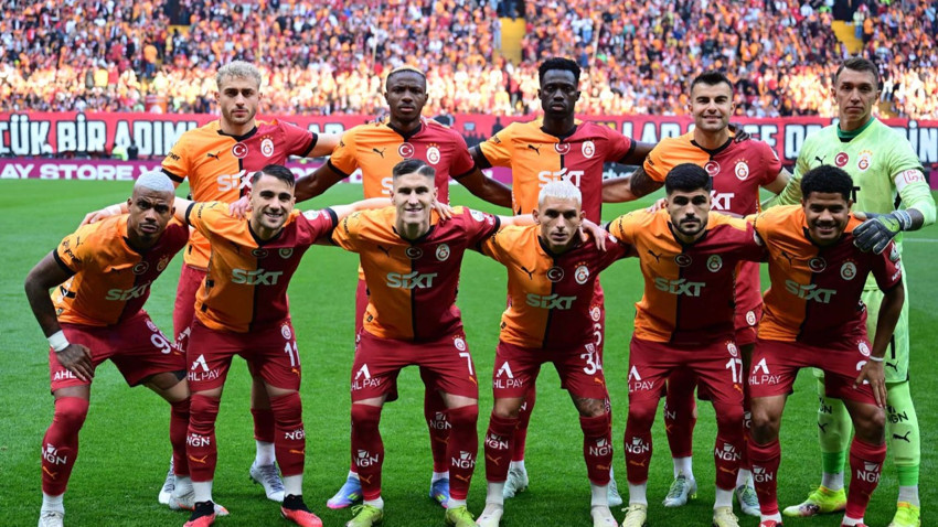 Galatasaray'dan şampiyonluk sonrası üst üste paylaşımlar! Fenerbahçe ve Beşiktaş'a olay göndermeler