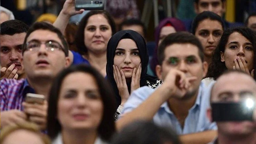 Milyonlarca aday bu haberi bekliyordu! 15 bin sözleşmeli öğretmen ataması için sözlü sınav tarihi belli oldu