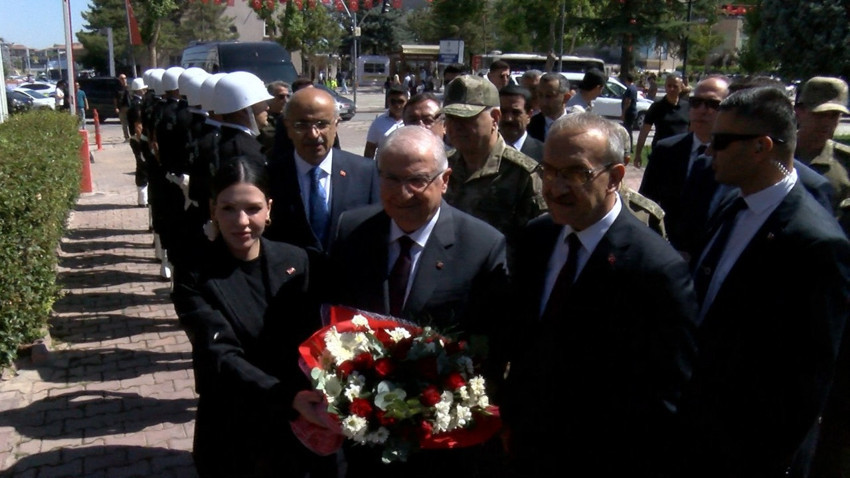 Milli Savunma Bakanı Güler, Malatya'da
