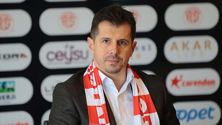 Emre Belözoğlu'ndan şok karar! Resmen duyurdu