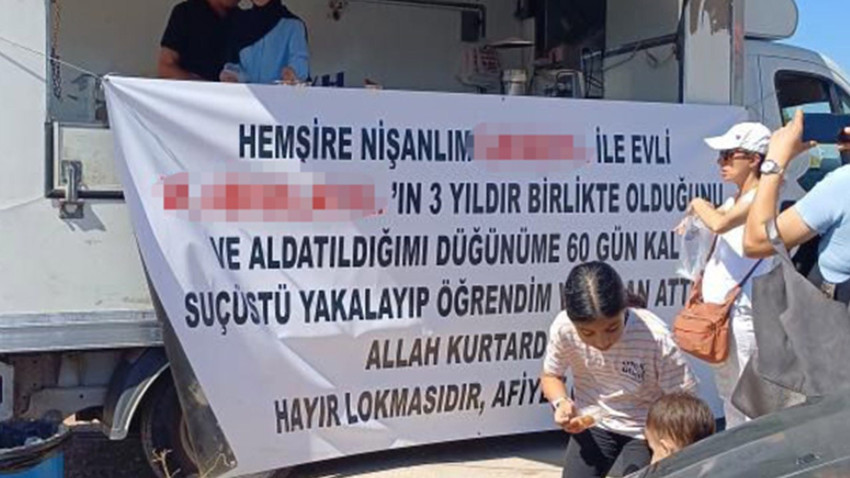 Aldatıldığını öğrenince nişanlısının çalıştığı hastane önünde lokma dağıttı