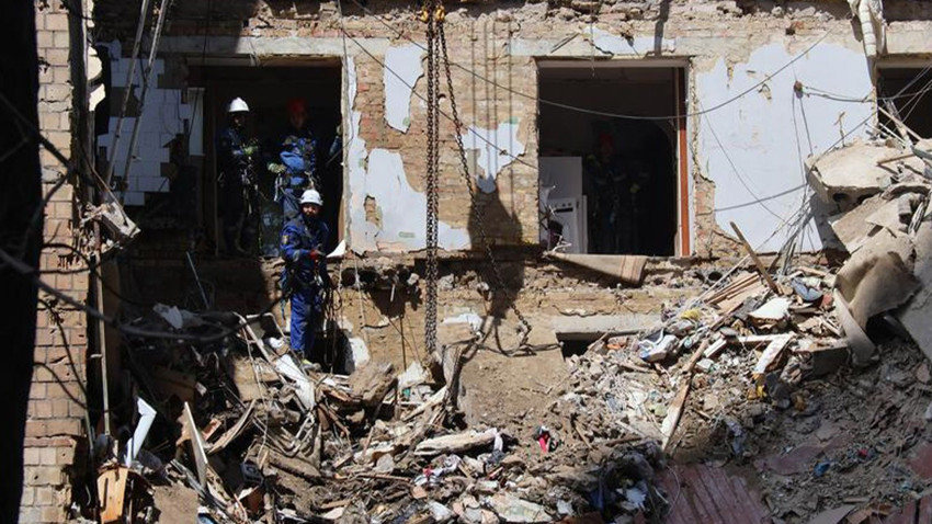 Ukrayna: Rusya 477 İHA ve 60 füze ile saldırdı!