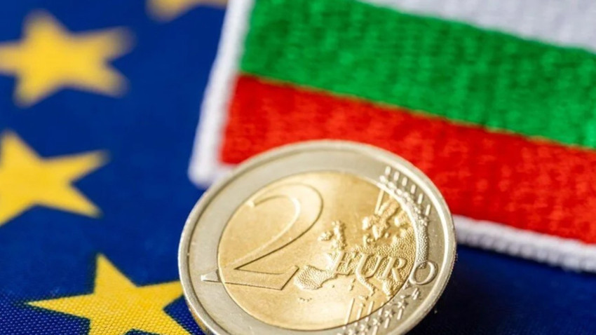 Bulgaristan Euro'ya geçiyor! Son engel kaldı