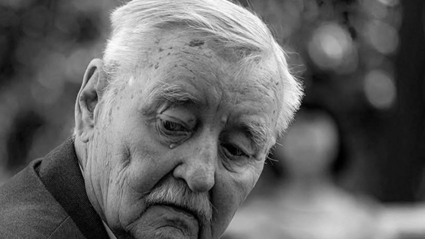 Ünlü besteciden acı haber. 83 yaşında hayatını kaybetti