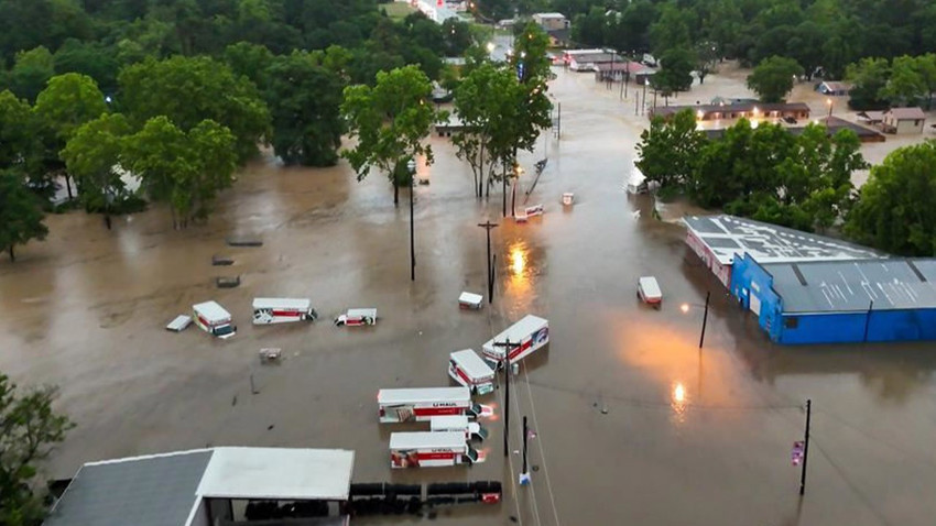Texas'taki sel felaketinde can kaybı 131'e yükseldi