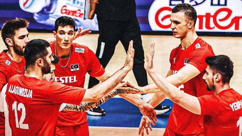 Milletler Ligi’ne kötü başladık! Filenin Efeleri, ABD’ye diş geçiremedi!