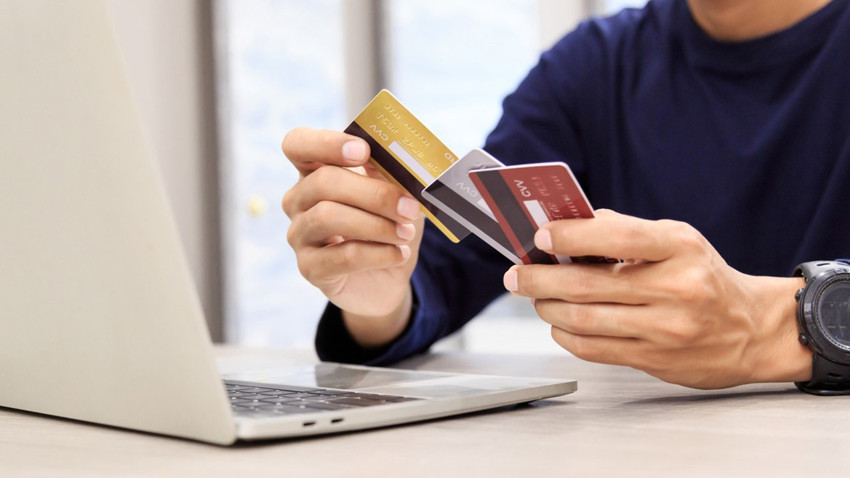 Kredi kartı azami faiz oranlarında değişiklik! Resmi Gazete'de yayımlandı