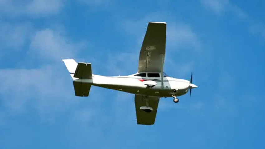 Romanya'da uçak düştü! 2 kişi hayatını kaybetti