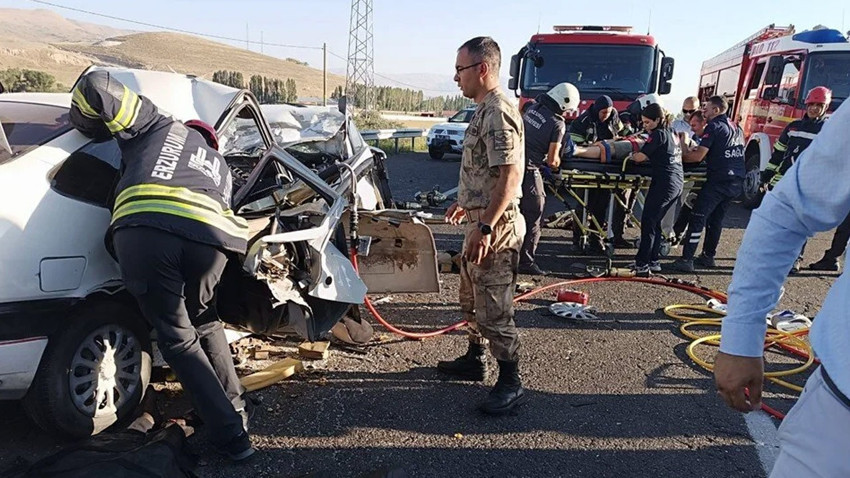 Erzurum'da şerit ihlali facia getirdi: 4 kişi hayatını kaybetti