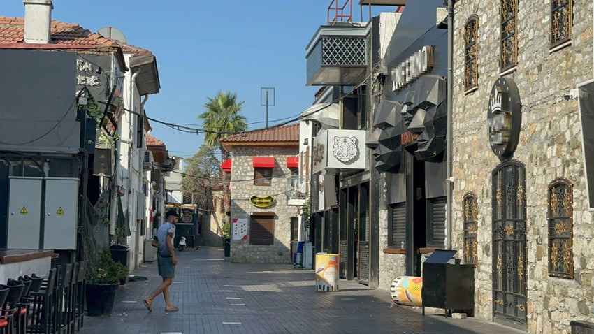 Marmaris'te, Barlar Sokağı'nda silahlı kavga! 1 kişi öldü, 1 kişi yaralandı