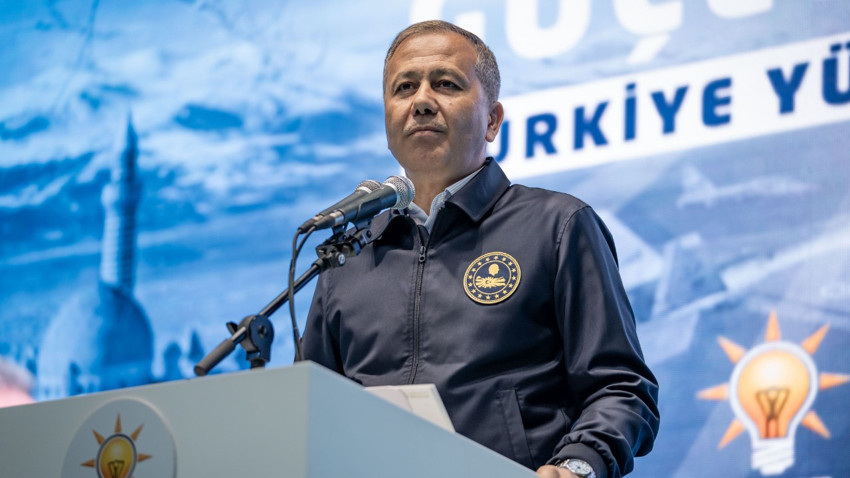 Bakan Yerlikaya'dan dikkat çeken açıklamalar: Ülkemizi yurt dışına şikayet eden söylemlere prim vermedik, vermeyiz
