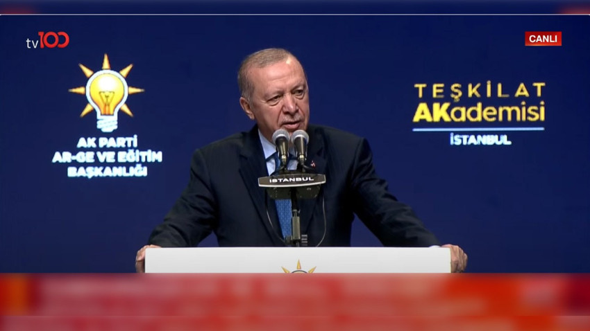 Cumhurbaşkanı Erdoğan, AK Parti'ye geçen son CHP'li isimleri duyurdu