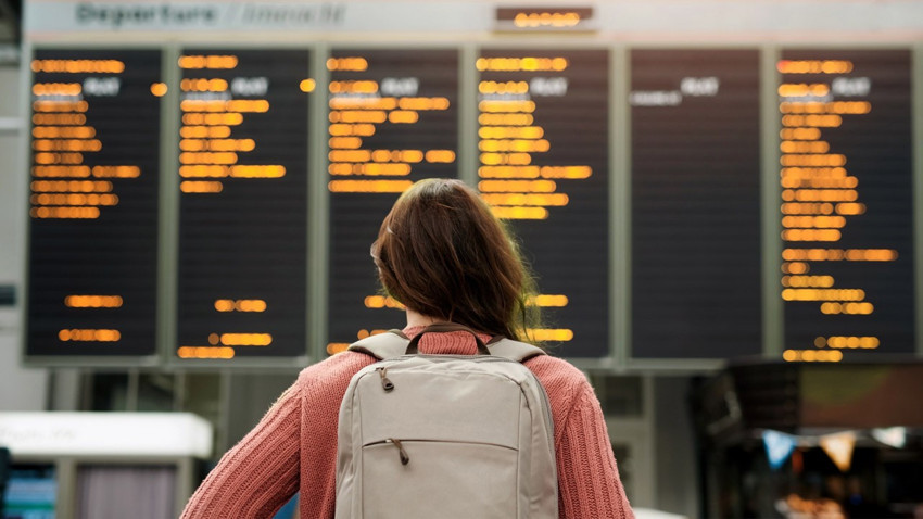 Avrupa havalimanlarında alarm verdiren olay: Uçuşlar peş peşe ertelendi, sebebini duyan şaşkına döndü
