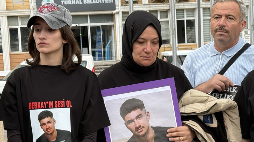 17 yaşında bıçaklı kavgada öldürülmüştü! Acılı aile basın açıklaması yaptı
