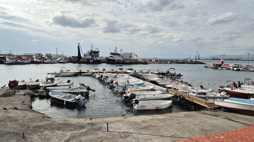 Marmara'da deniz ulaşımına poyraz engeli