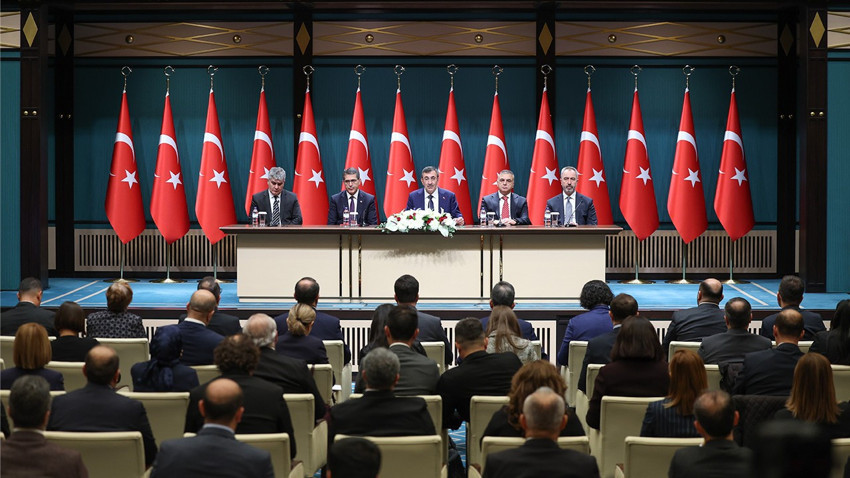 Bugün Meclis'e sunulacak: Detayları Cumhurbaşkanı Yardımcısı Yılmaz açıkladı