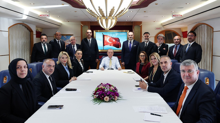 Cumhurbaşkanı Erdoğan'dan Körfez dönüşü önemli açıklamalar: 'Yok böyle 25 kuruşa simit, böyle saçmalık olur mu?'