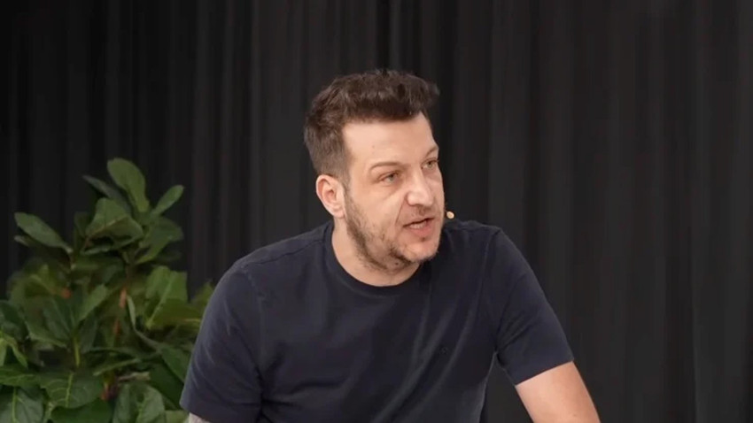 Batuhan Karadeniz ve  Fedlan Kılıçaslan hakkında kırmızı bülten kararı