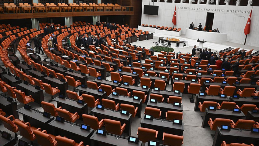 Meclis'te yoğun gündem: Vergi ve bütçe mesaisi başladı