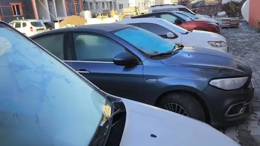 O ilde araçların motorları dondu