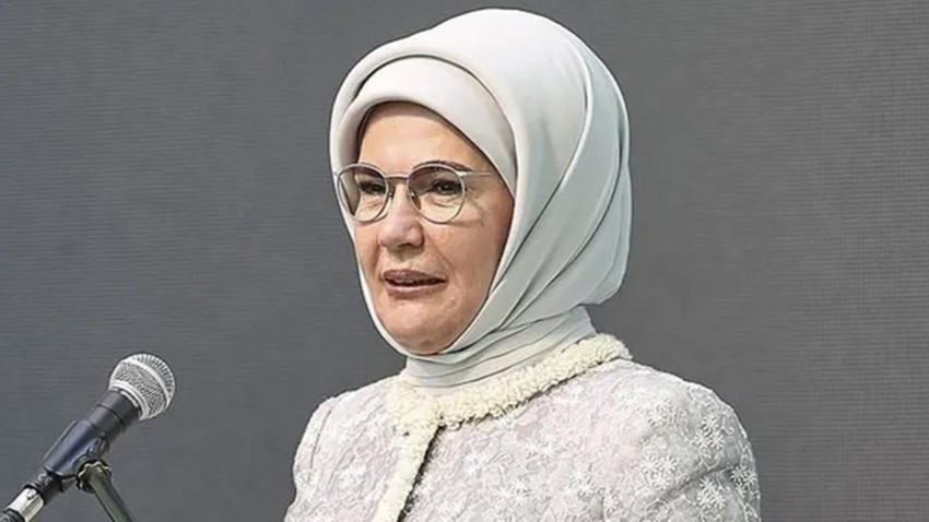 Mazlum coğrafyalar için barış temennisi: Emine Erdoğan’dan yeni yıl mesajı