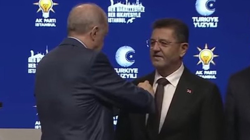 Rozetlerini Cumhurbaşkanı Erdoğan taktı! 3 belediye başkanı AK Parti'de