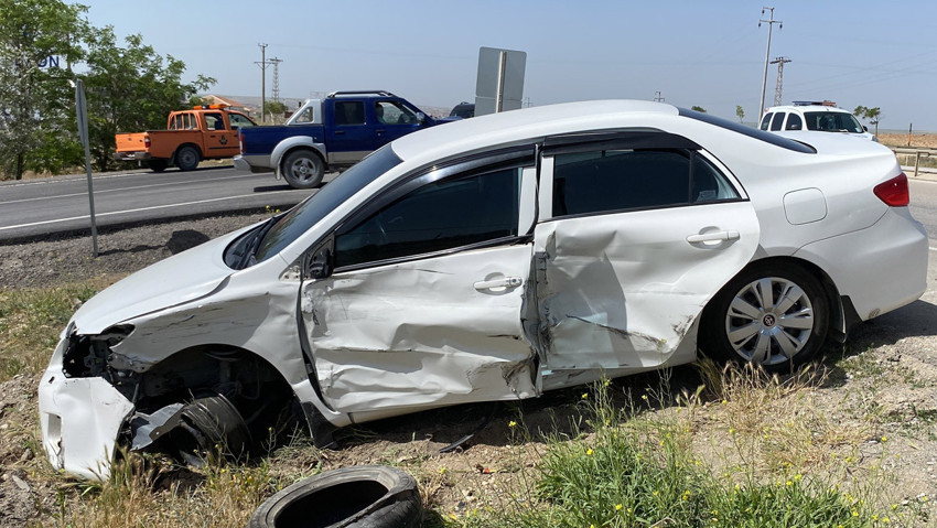 Konya'da trafik kazası: Yaralılar var! - Resim : 3