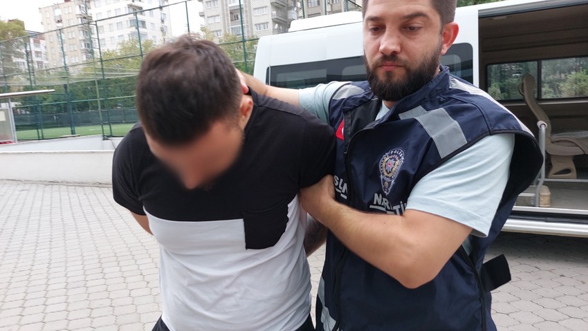 Binlerce sentetik ecza ele geçirildi! - Resim : 3
