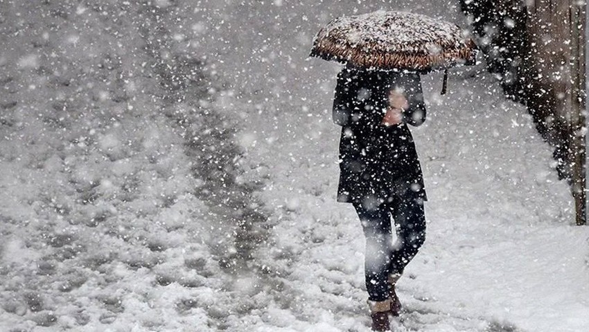 Meteoroloji'den peş peşe uyarılar yapılmıştı! İstanbul’da kar yağışı etkisini göstermeye başladı - Resim : 4