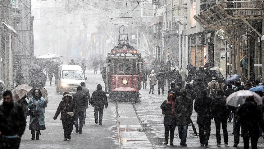 Meteoroloji'den peş peşe uyarılar yapılmıştı! İstanbul’da kar yağışı etkisini göstermeye başladı - Resim : 3