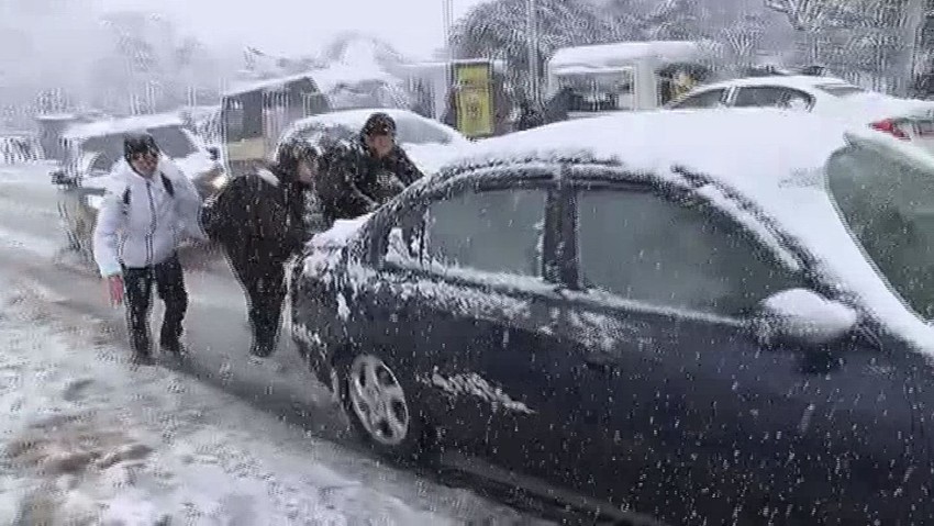 İstanbul'da çok sayıda okul tatil edildi! Okullar kent genelinde tatil olacak mı? Valilik açıkladı! - Resim : 1