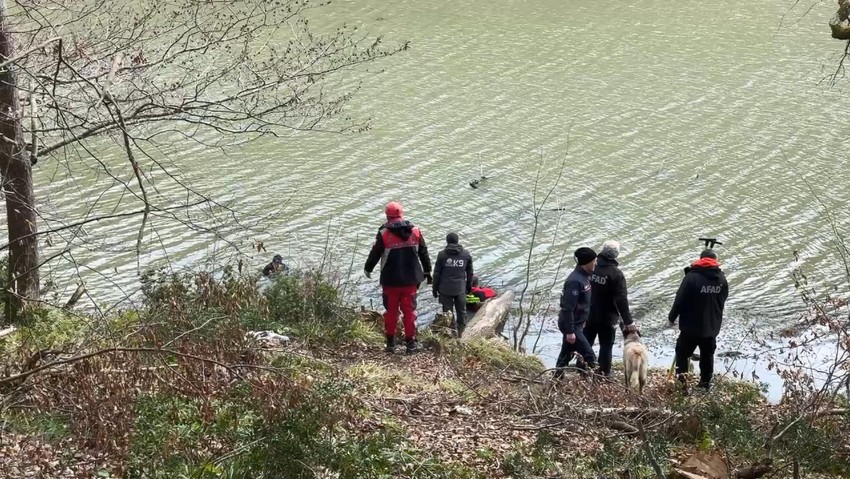 Belgrad Ormanı'nda kaybolan mimar Ece Gürel'e ait olduğu düşünülen kişisel eşyalar bulundu! - Resim : 8